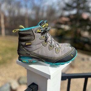 Ahnu Sugarpine Hiking Boots